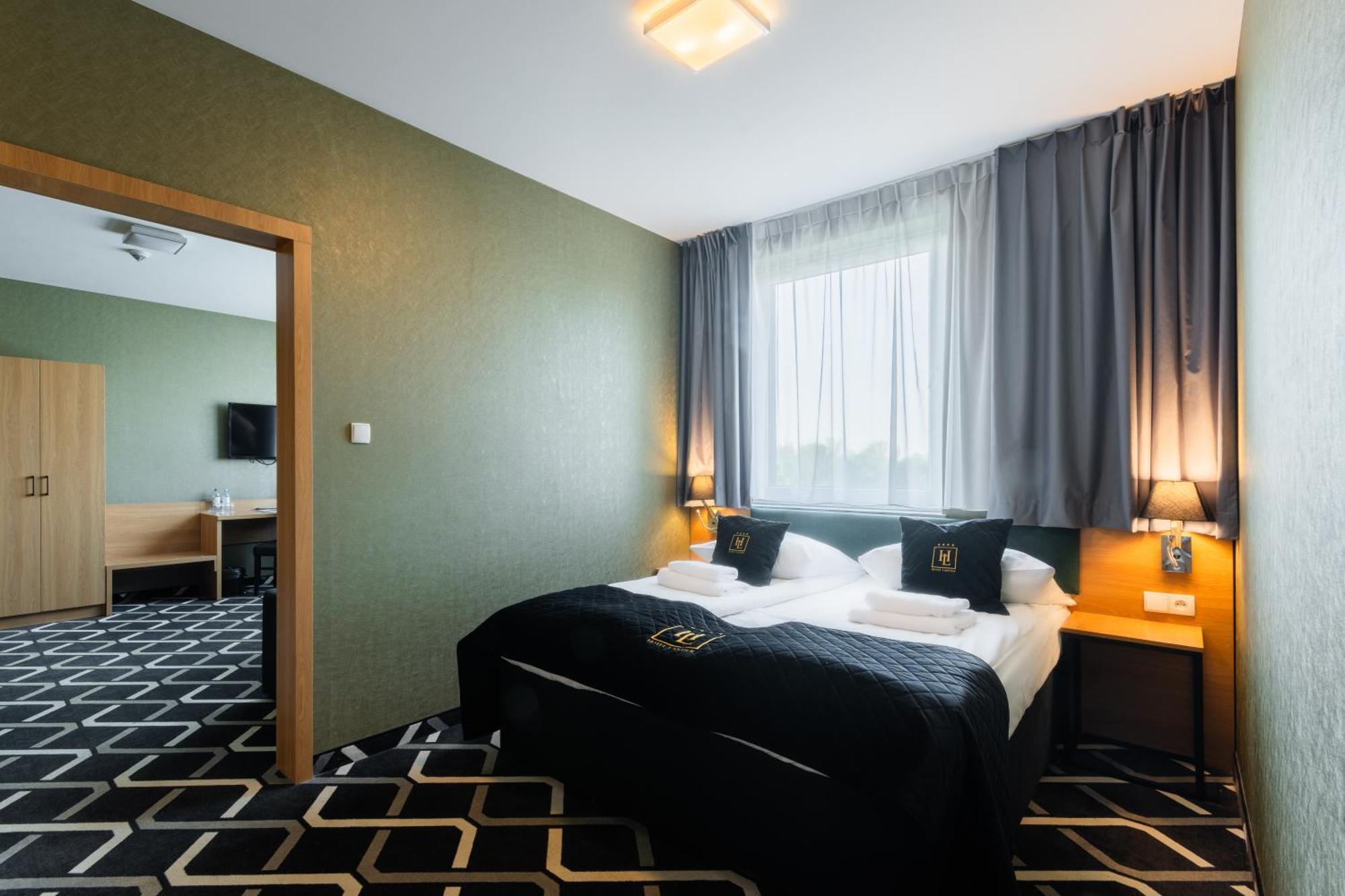 Hotel Lantier Wellness & Spa 바이톰 외부 사진