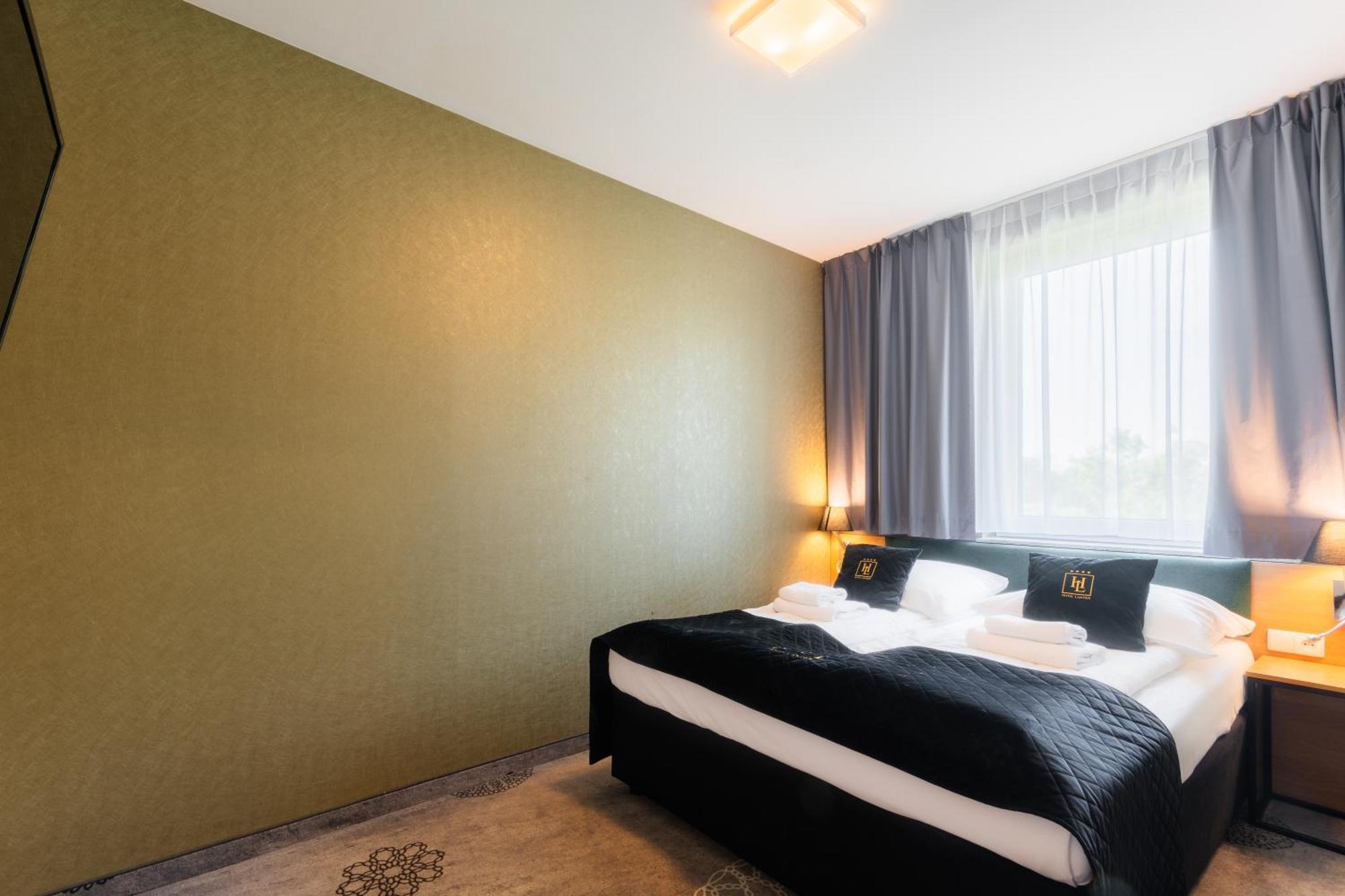 Hotel Lantier Wellness & Spa 바이톰 외부 사진
