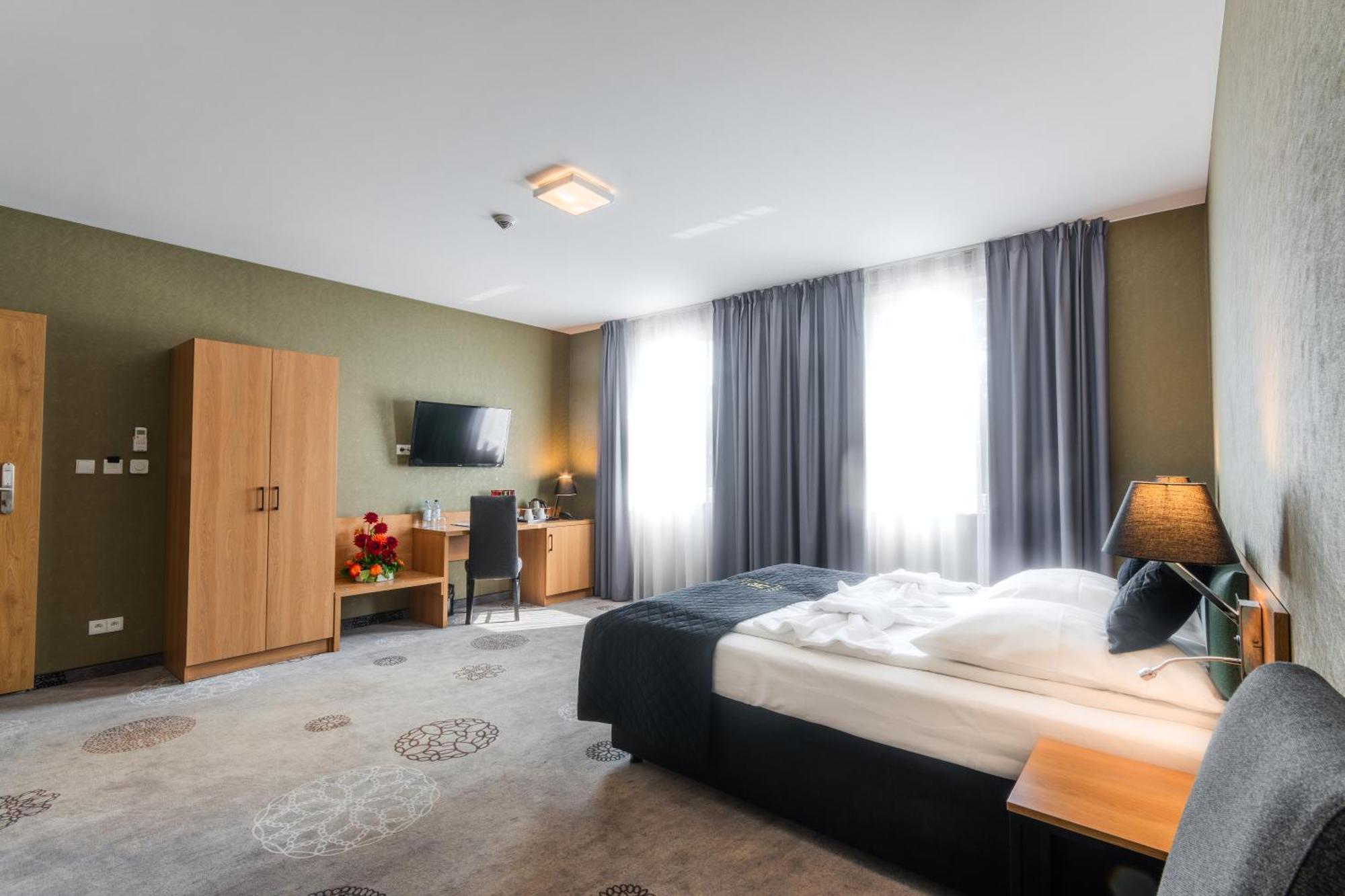 Hotel Lantier Wellness & Spa 바이톰 외부 사진