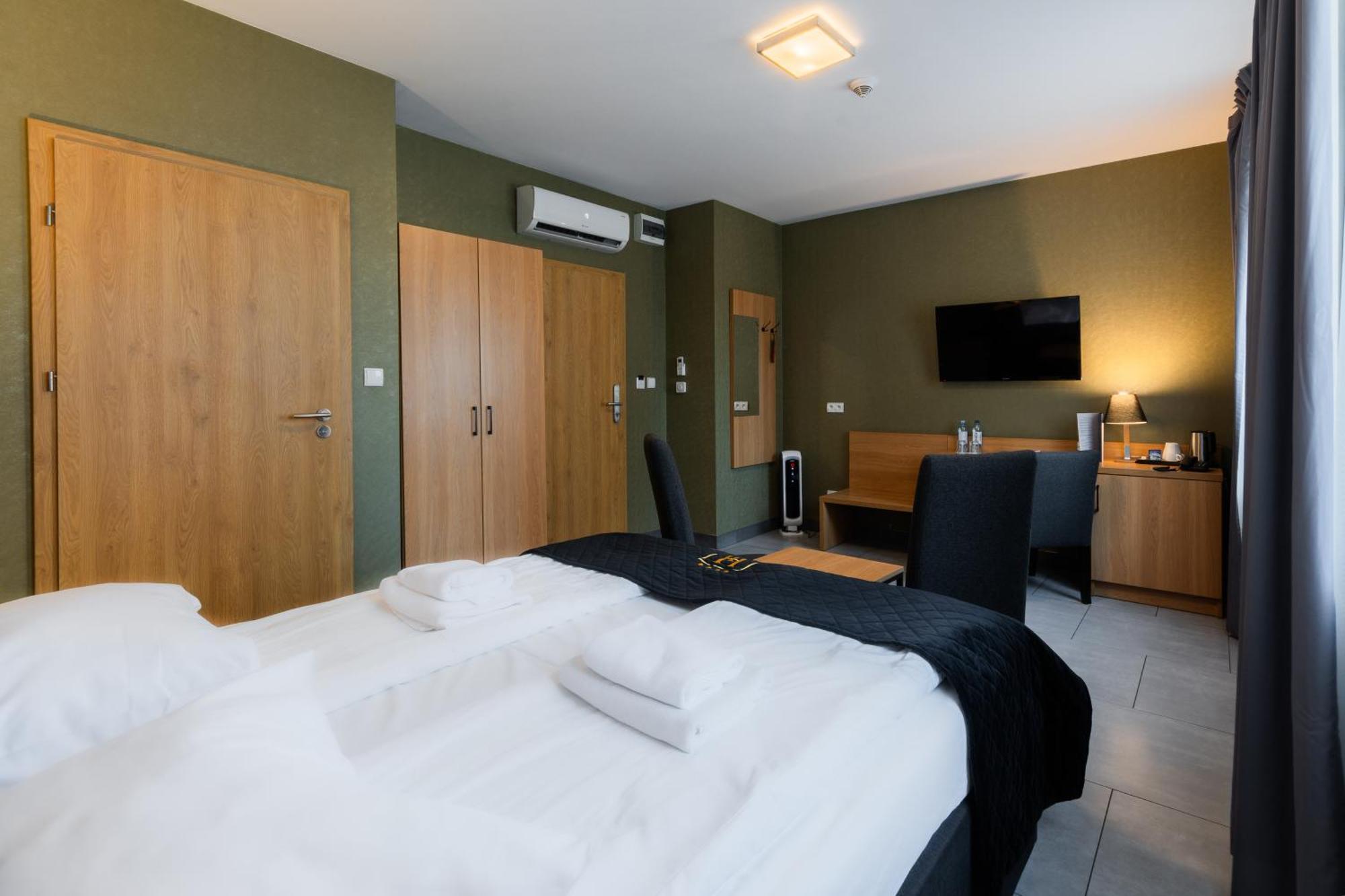 Hotel Lantier Wellness & Spa 바이톰 외부 사진