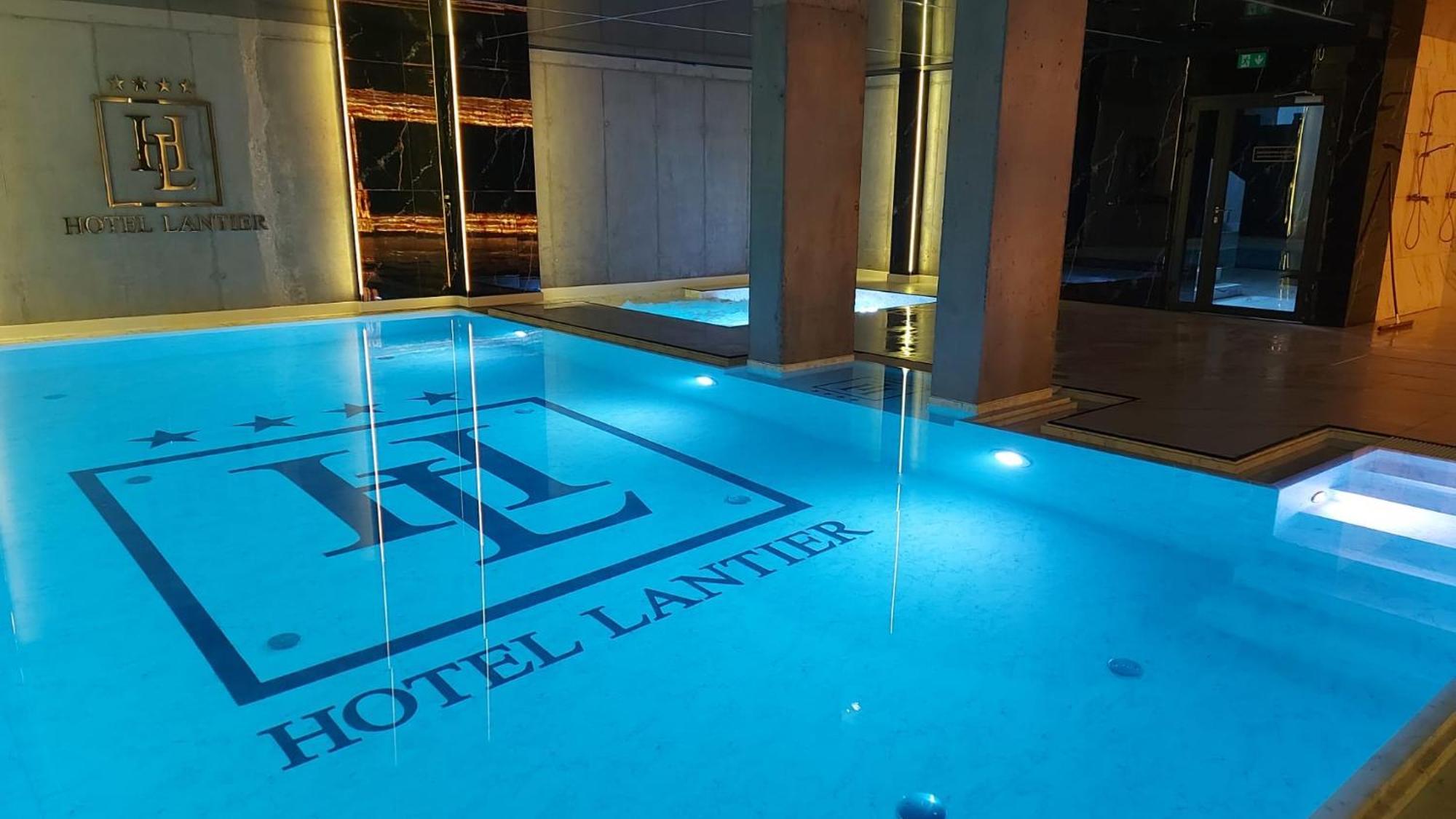 Hotel Lantier Wellness & Spa 바이톰 외부 사진